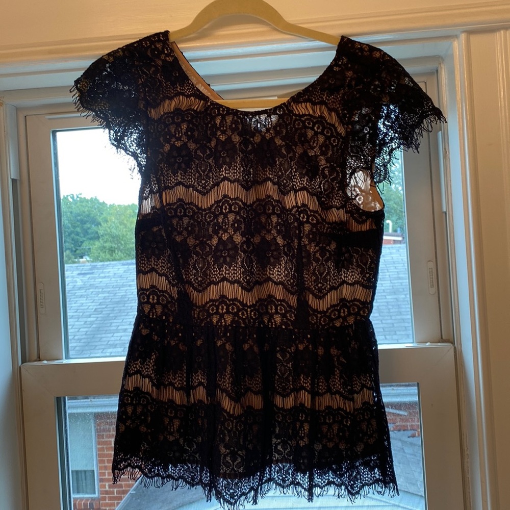 Maeve Black Lace top XS